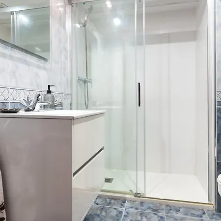 Gijon Beach Apartment *